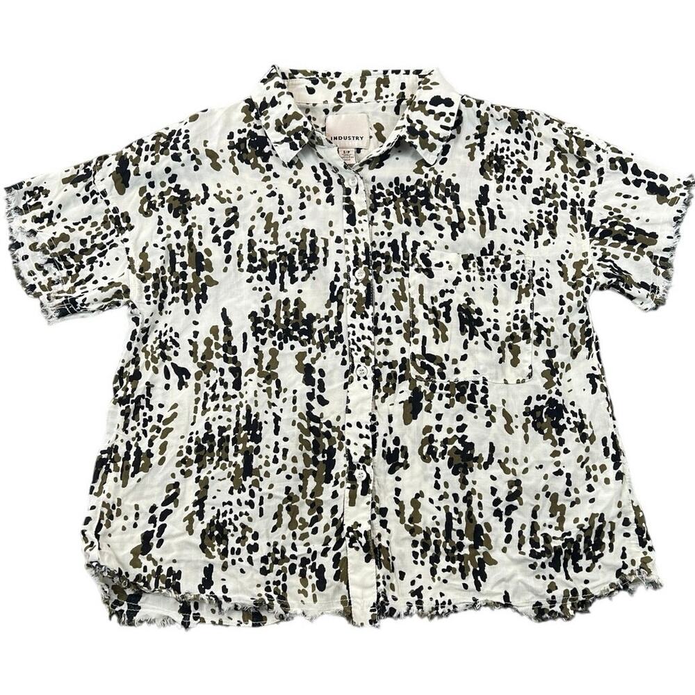 Industry Raw Hem Abstract Splatter Print Button Front Shirt Cropped Women’s S